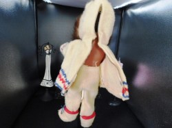 koweeka dark fur back view